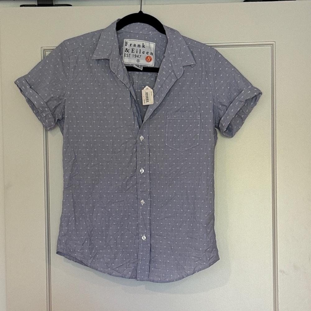 Frank & Eileen Light Blue Casual Button Down Shirt